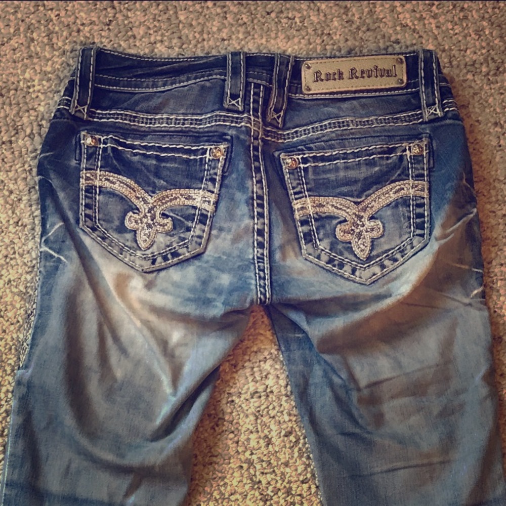 ⚡️SALE ⚡️ Rock Revival Jeans